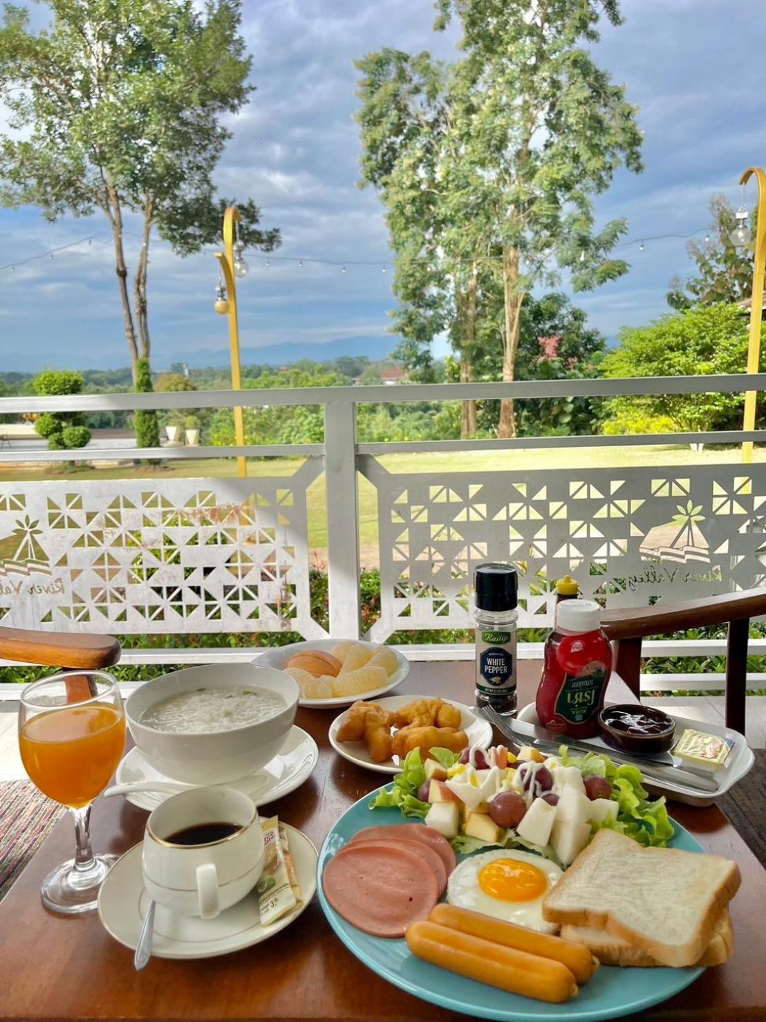 River Valley Resort แอทน่าน Eksteriør billede